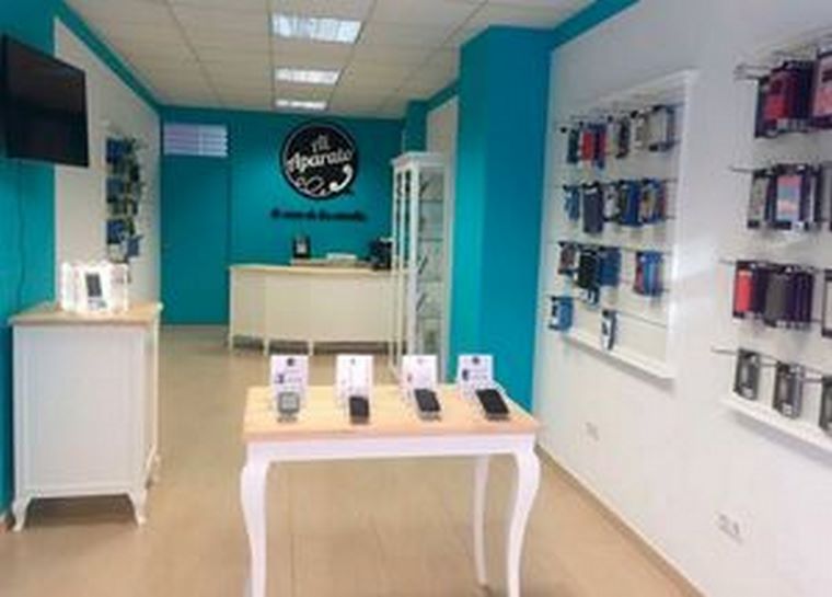 Al Aparato, la casa de los móviles, abre nuevas tiendas en Andalucía
