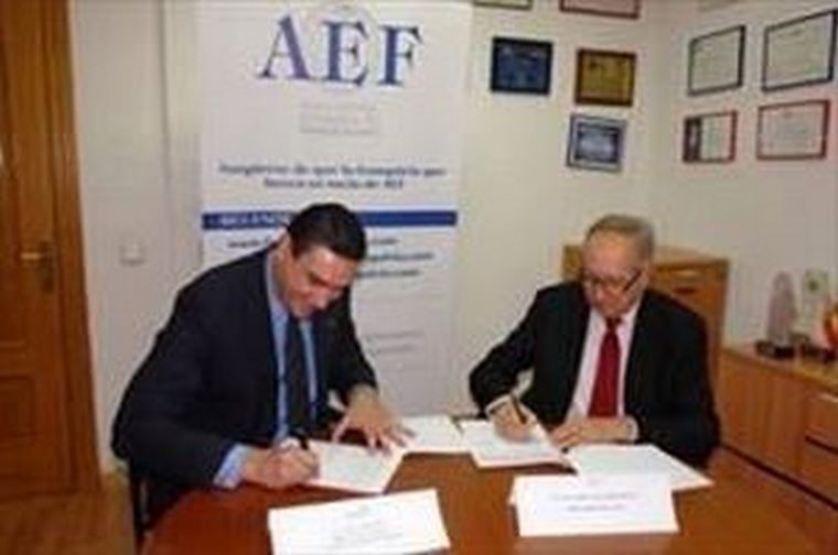 La AEF y El Club del Emprendimiento acuerdan unir sus fuerzas
