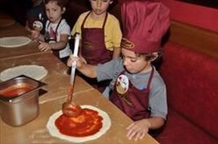 Cambalache organiza con éxito varios Talleres  de Cocina Infantil