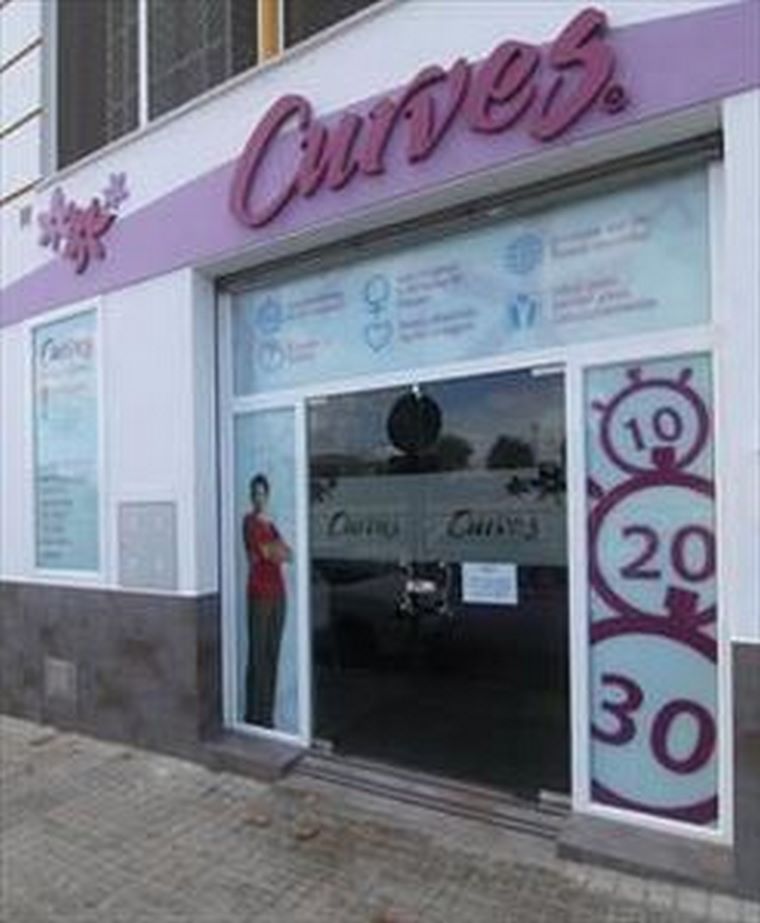 Curves abre un nuevo Centro en SanLúcar-Espartinas