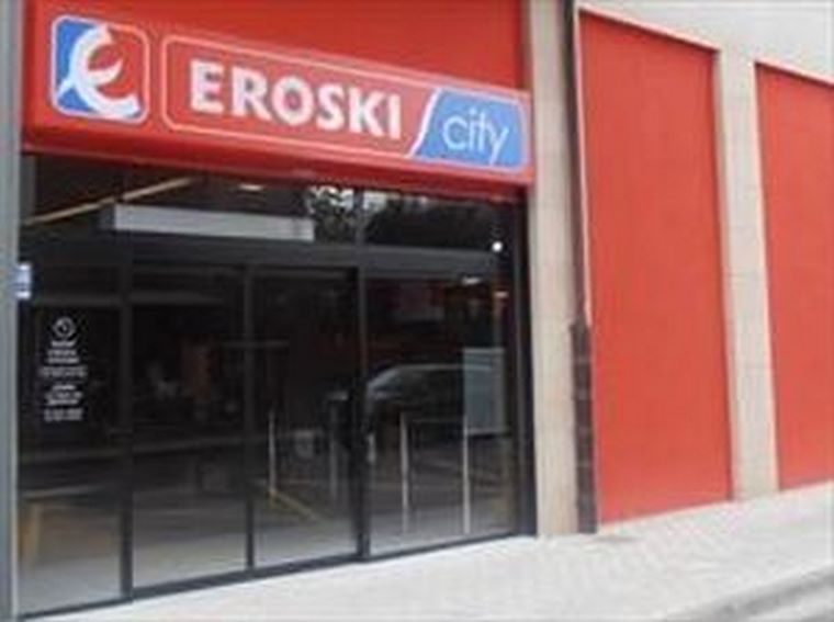 EROSKI inaugura un supermercado en Ordizia.