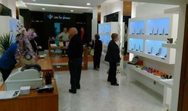 La cadena de perfumerías ‘low-cost’, Son Tus Aromas, inaugura establecimiento en Lalín (Pontevedra)