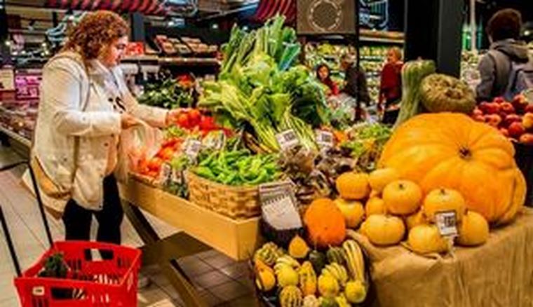 EROSKI inaugura su cuarto supermercado en Málaga en 2015