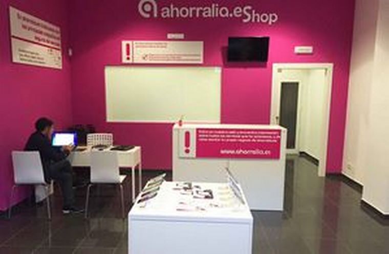 AHORRALIA.ES abre 7 nuevas franquicias