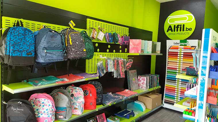 Alfil.be papeleria & hobby inaugura en el barrio de Moratalaz