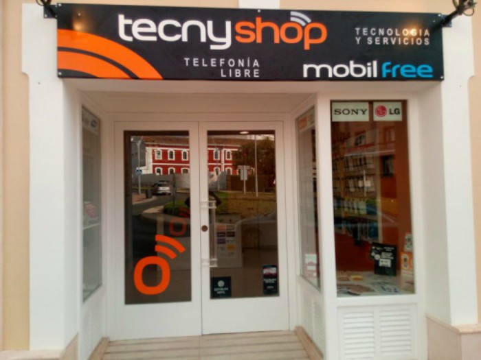 Tecnyshop repite en Málaga