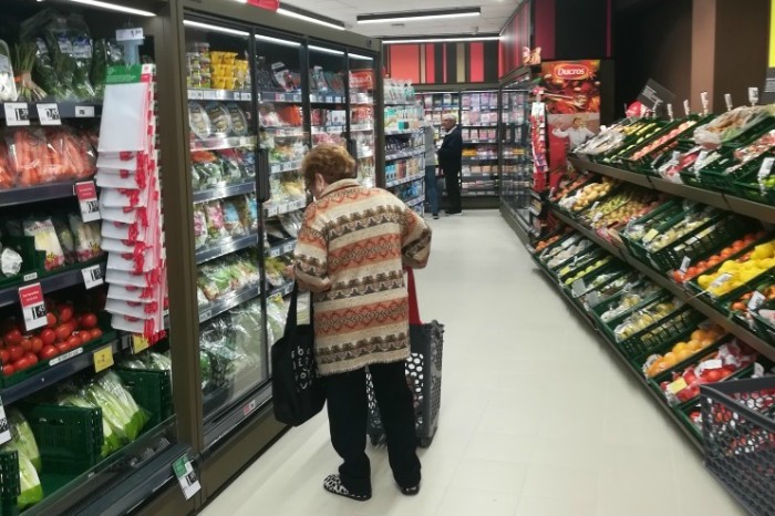 Eroski inaugura dos nuevos supermercado franquiciado uno de ellos en la localidad valenciana de Bétera y el otro en Paracuellos de Jarama, Madrid.