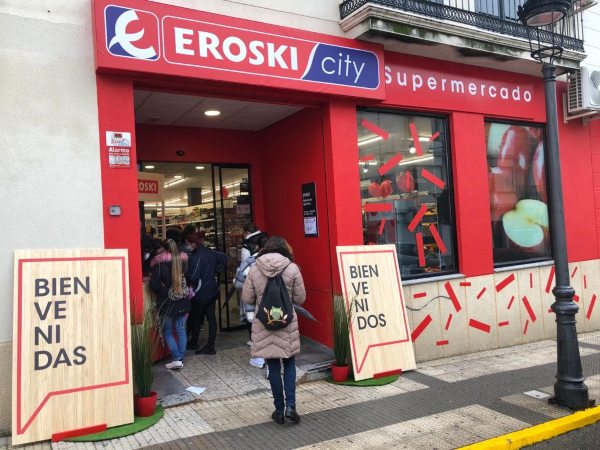 EROSKI ha inaugurado un nuevo supermercado franquiciado situado en el número 11 de la avenida Constitución en la localidad cacereña de Jaraiz de la Vera