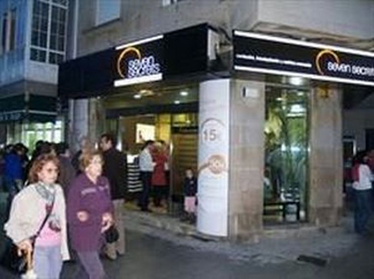 Inauguración Seven Secrets Redondela
