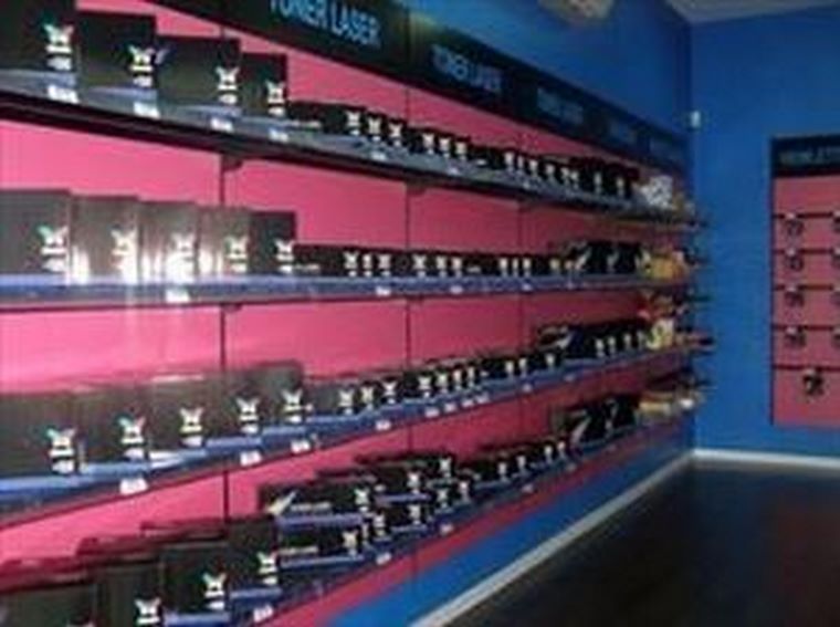 La Cadena de Franquicias de Consumibles y Multimedia Real Color, abre en Murcia-10 