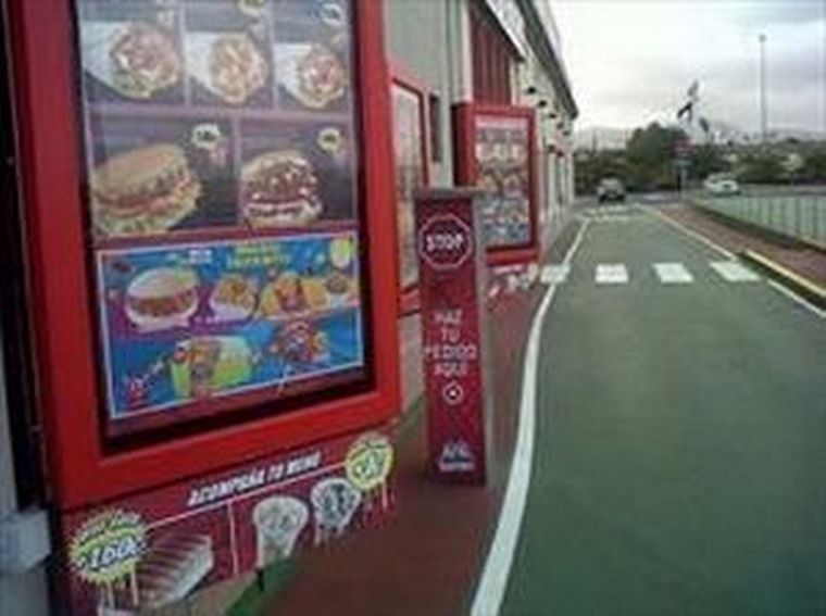 ADK inaugura su primer Auto Kebab