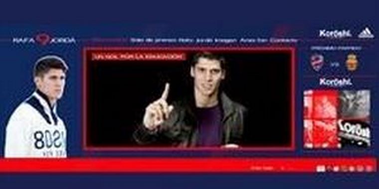 Rafa Jordà es la nueva imagen de la marca de ropa  Koröshi 