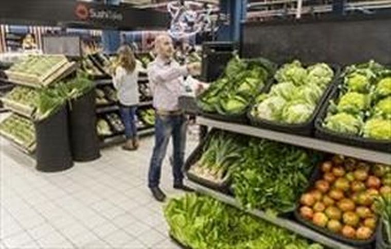 EROSKI franquicia su primer hipermercado 
