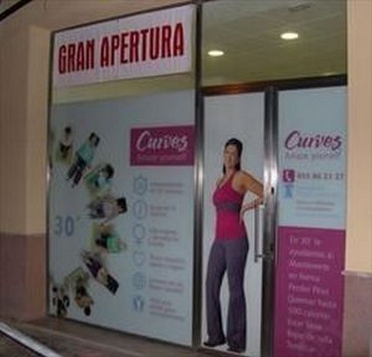 Curves abre en utrera