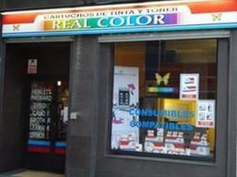 Nueva Apertura de Real Color en A Coruña