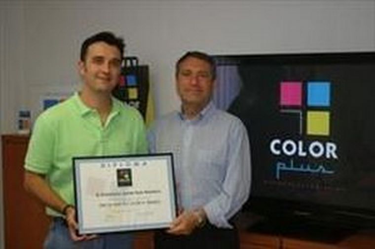 Obtención de Certificados de Color Plus Carmona (Sevilla)