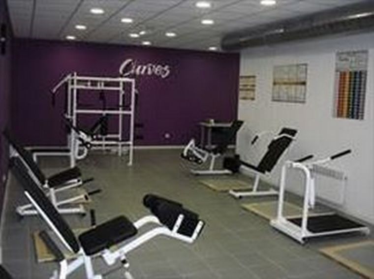 Curves abre en Irún