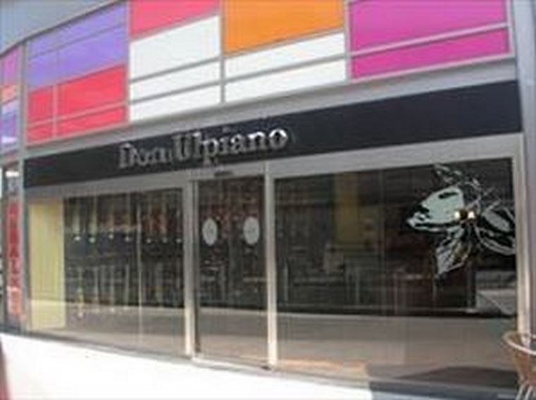 1er aniversario del establecimiento <b>Don Ulpiano</b> del Centro Comercial SPLAU! en Cornellá del Llobregat (Barcelona).