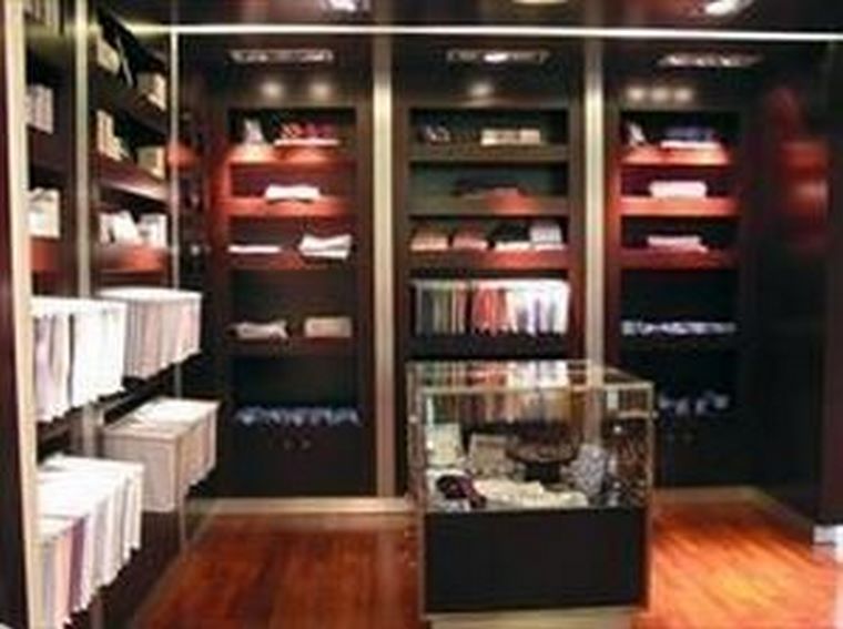 Q-ellos prepara una nueva apertura de una tienda propia