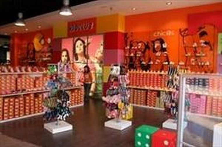 El Grupo Empresarial Tino Gonzalez abre su primer MegaStore.