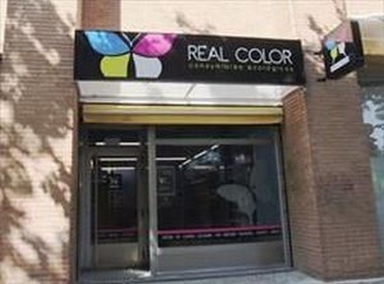 Nueva apertura de la franquicia Real Color en Tres Cantos (Madrid)