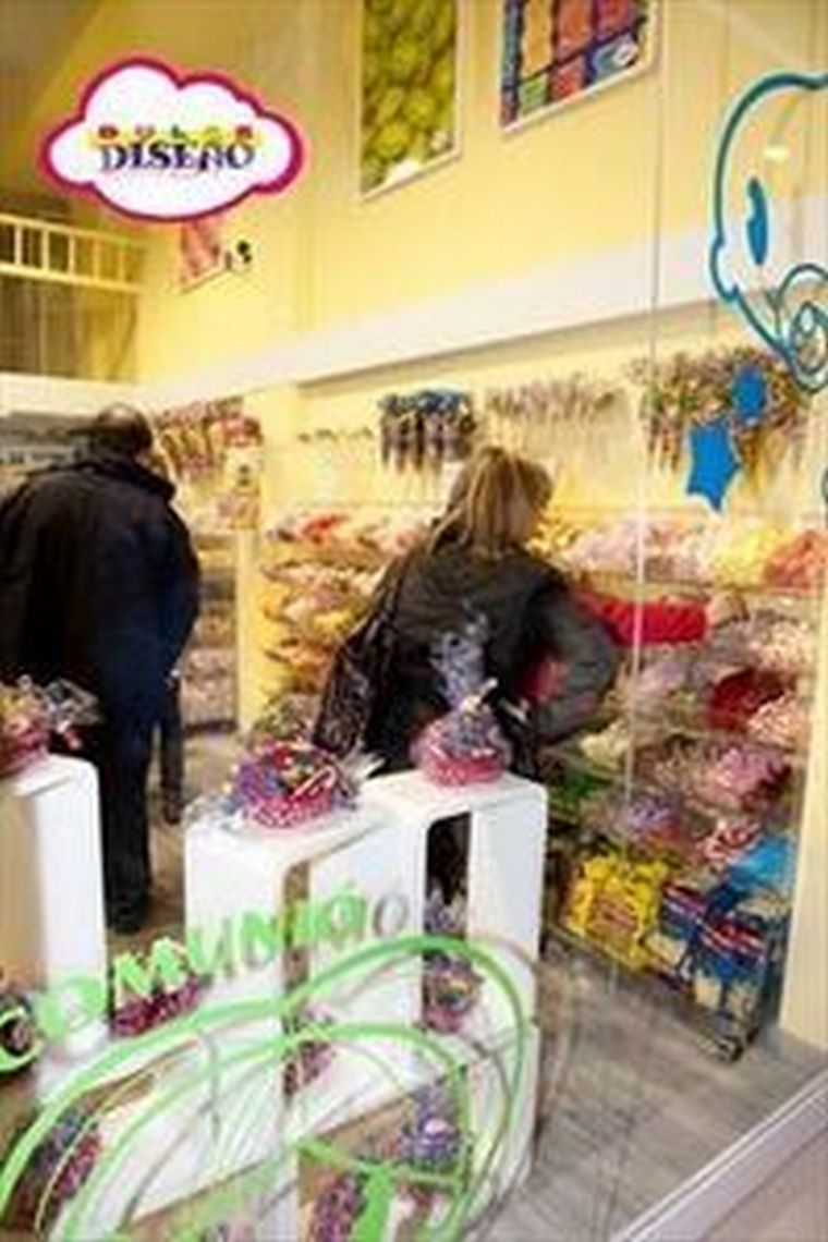 Expansión de la red de franquicias Dulce Diseño