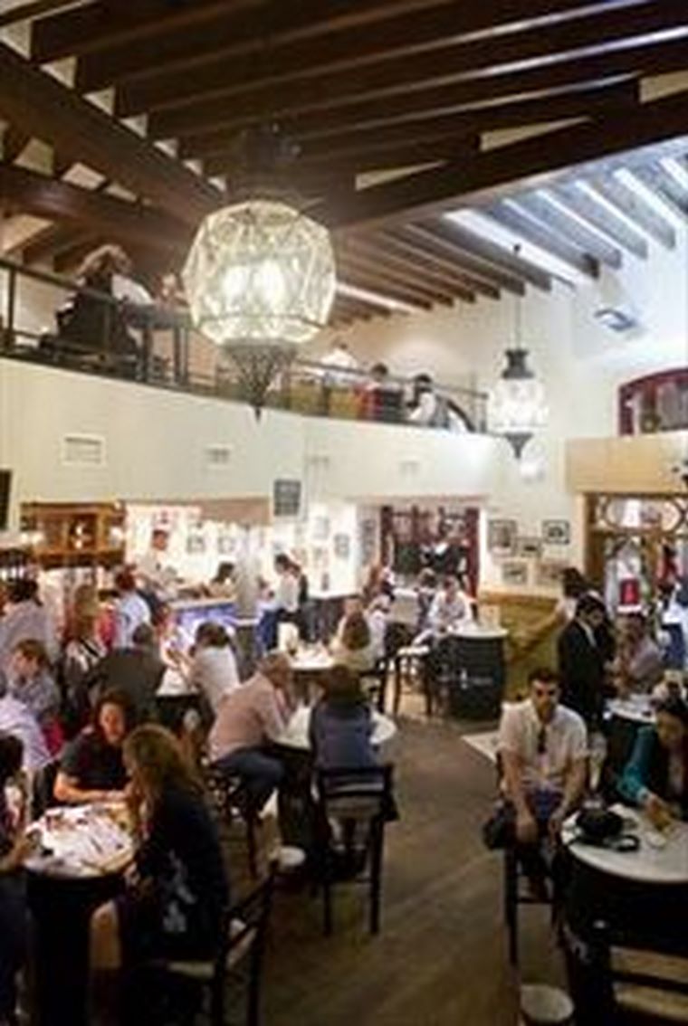 La franquicia malagueña, Taberna Casa del Volapié, puja fuerte en plena crisis y es que a pesar de la tormenta económica que arrasa España.