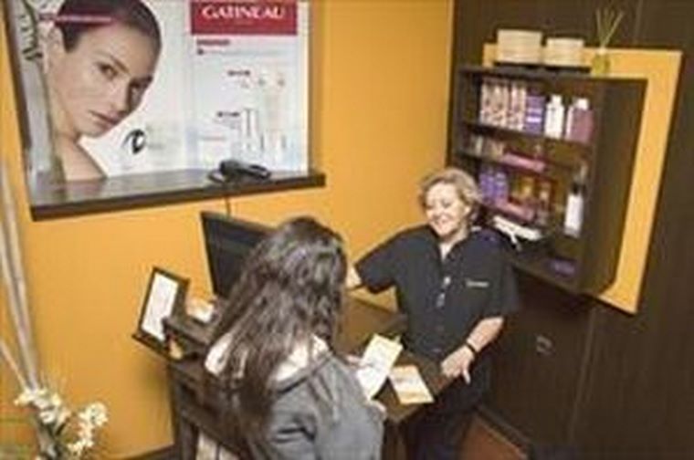 La franquicia de estética y belleza Sensebene llega a un acuerdo para promocionar sus tratamientos entre las clientas de lencería de la multinacional francesa Etam