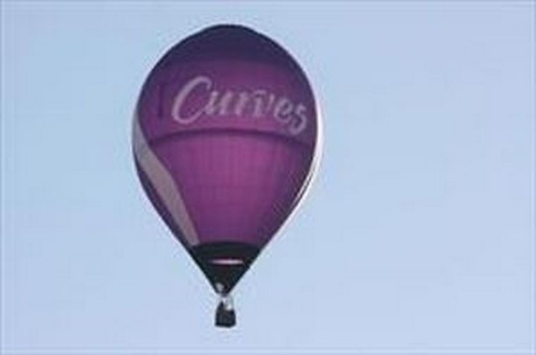 Curves vuela más alto y vende 18 franquicias en los 6 primeros meses de 2011
