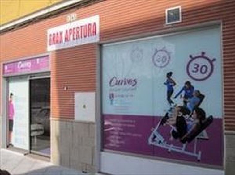 Curves abre un nuevo gimnasio en el Barrio de Triana