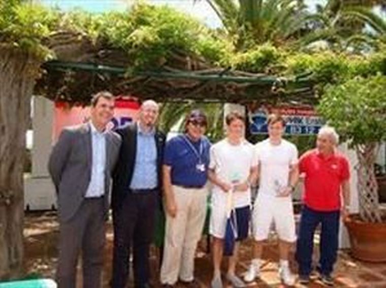 Re-Max Eralia, patrocinó el torneo de tenis “SEMANA SANTA RE/MAX ERALIA”, del club de tenis y padel, Lew Hoad en Mijas