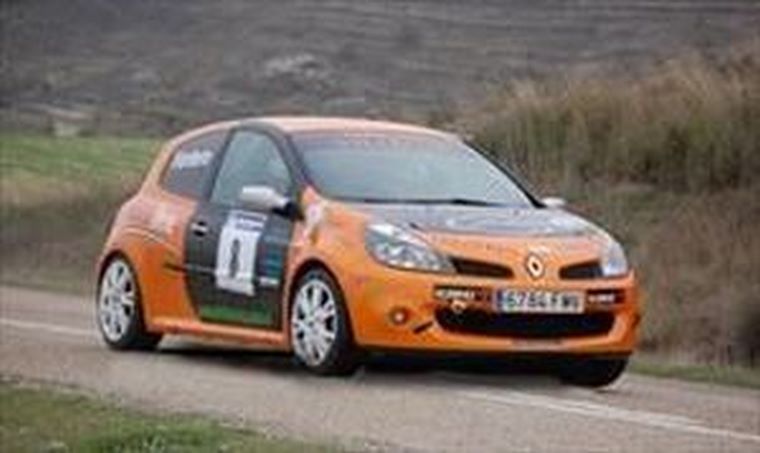 La cadena de centros de estética y belleza Sensebene patrocina un equipo de rallye, que simultanea su participación en el Campeonato de Montaña de Madrid y en el de Castilla y León