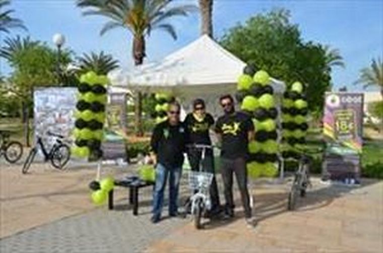 Abat y la Universidad de Alicante celebran el Día Mundial de la Bicicleta
