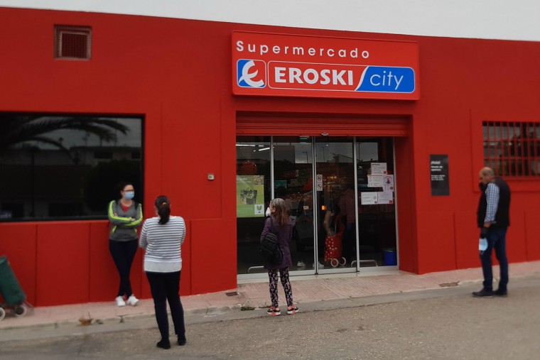 Eroski inaugura un nuevo supermercado franquiciado en la localidad cordobesa de Pedro Abad