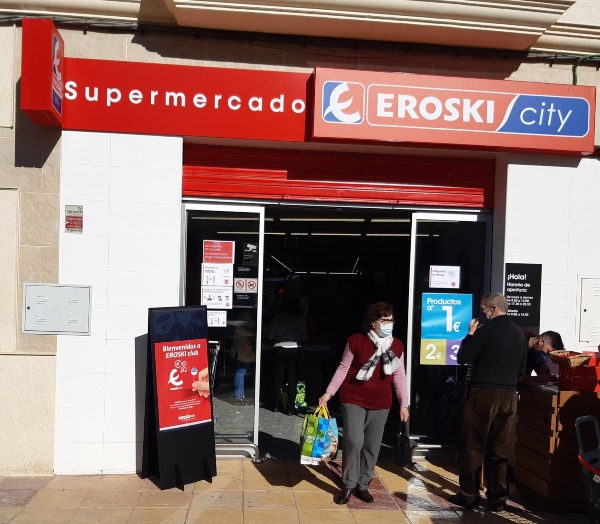 Eroski sigue con su ritmo de crecimiento y abre una nueva tienda franquiciada en la localidad sevillana de Alcolea del Río