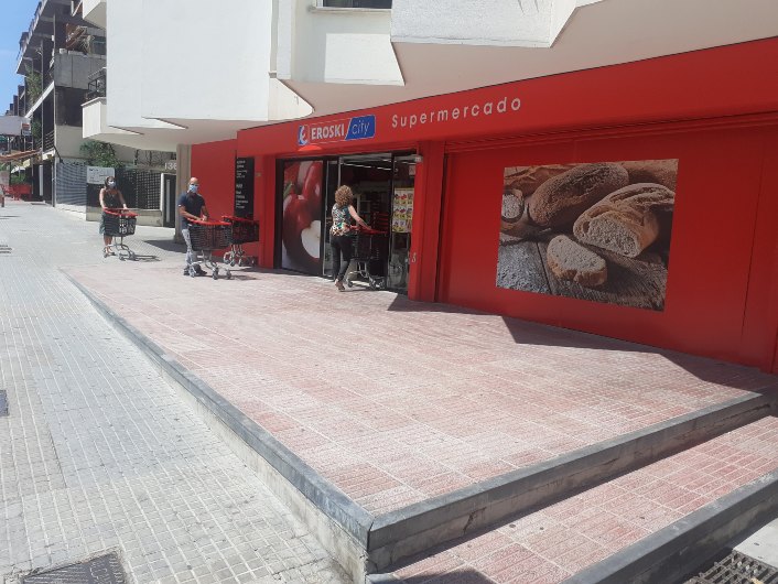 Eroski inaugura un nuevo supermercado franquiciado en Palma de Mallorca