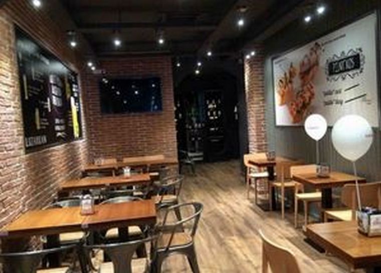 LIZARRAN inaugura franquicia en Empuriabrava