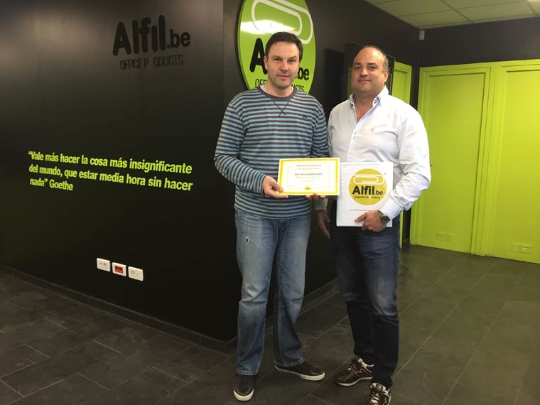 Finaliza la formación de Alfil.be papeleria & hobby en Parla