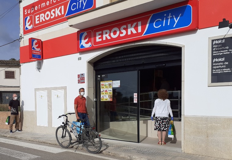 Eroski continua su expansión e inaugura un nuevo supermercado franquiciado en la localidad mallorquina de Porreres