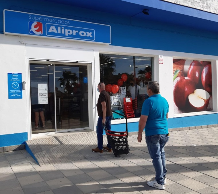 Eroski ha inaugurado un nuevo supermercado franquiciado con la enseña ALIPROX, en la localidad gaditana de Torreguadiaro